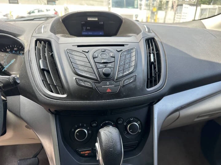 2016 Black Ford Escape SUV - photo 4