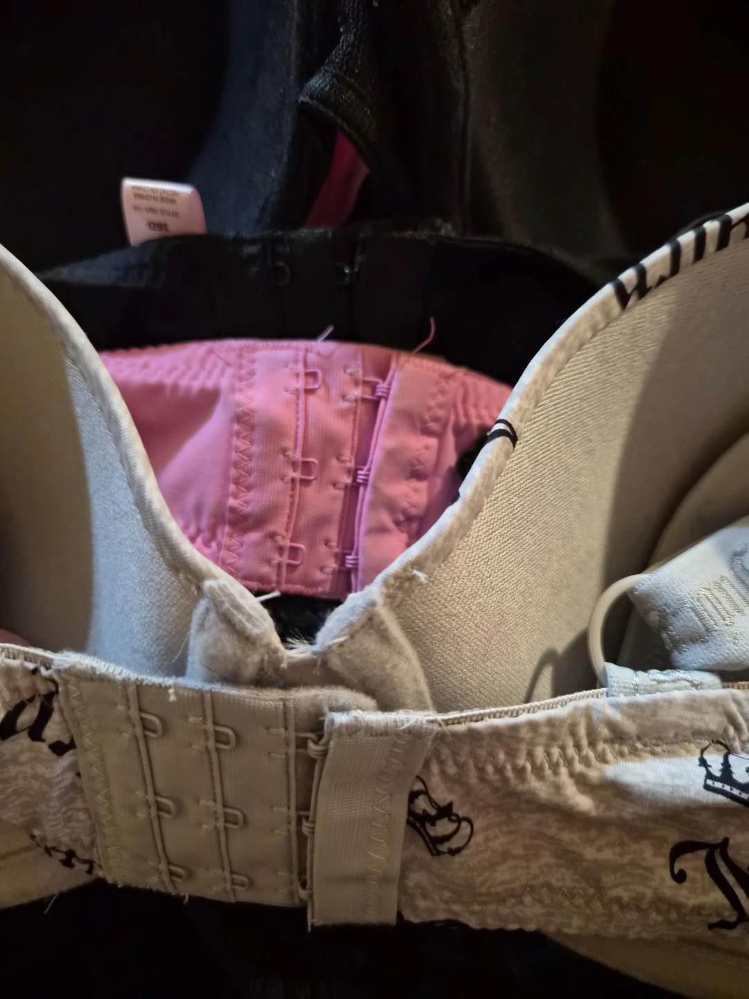 Victoria's Secret Push-Up Bras, Size 36DD - photo 4