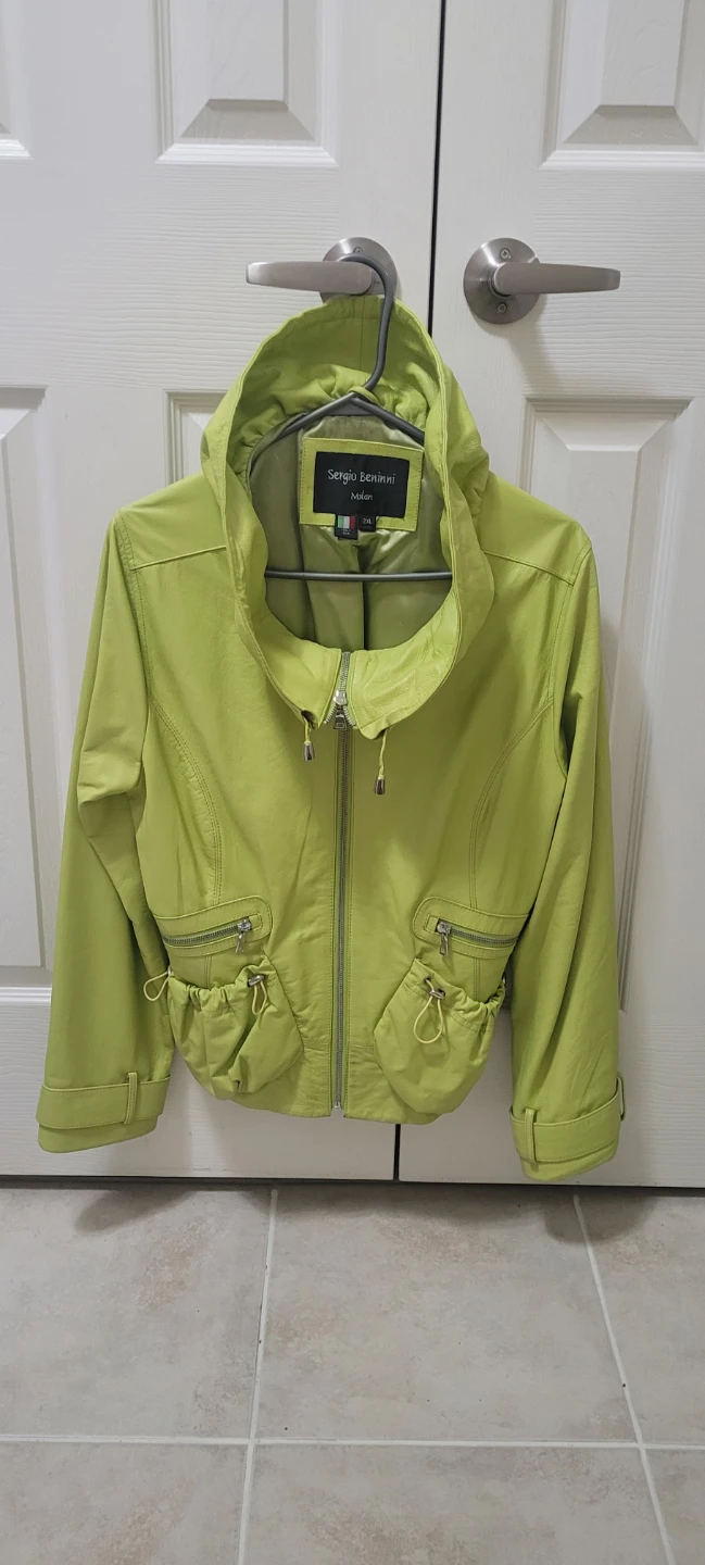 Women's leather jacket lime green - photo 2