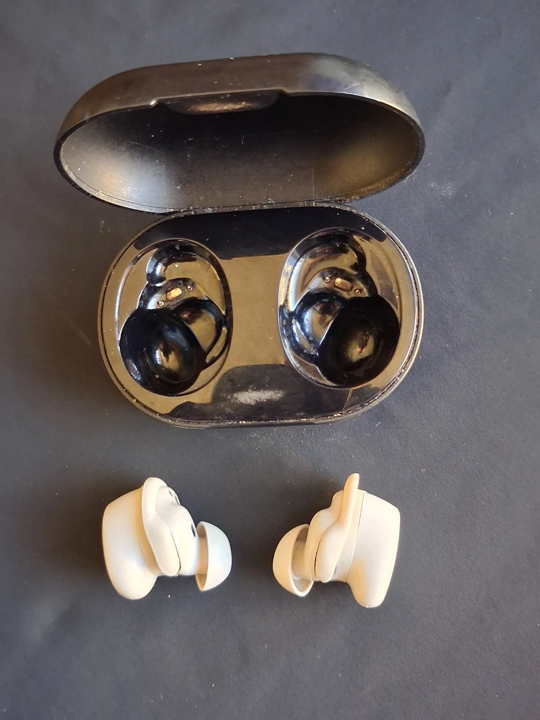Bose QuietComfort Earbuds with Charging Case - photo 4
