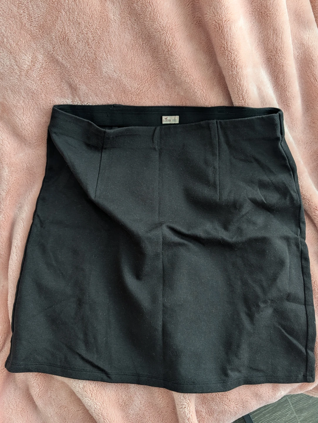 Hollister Black Skirt
