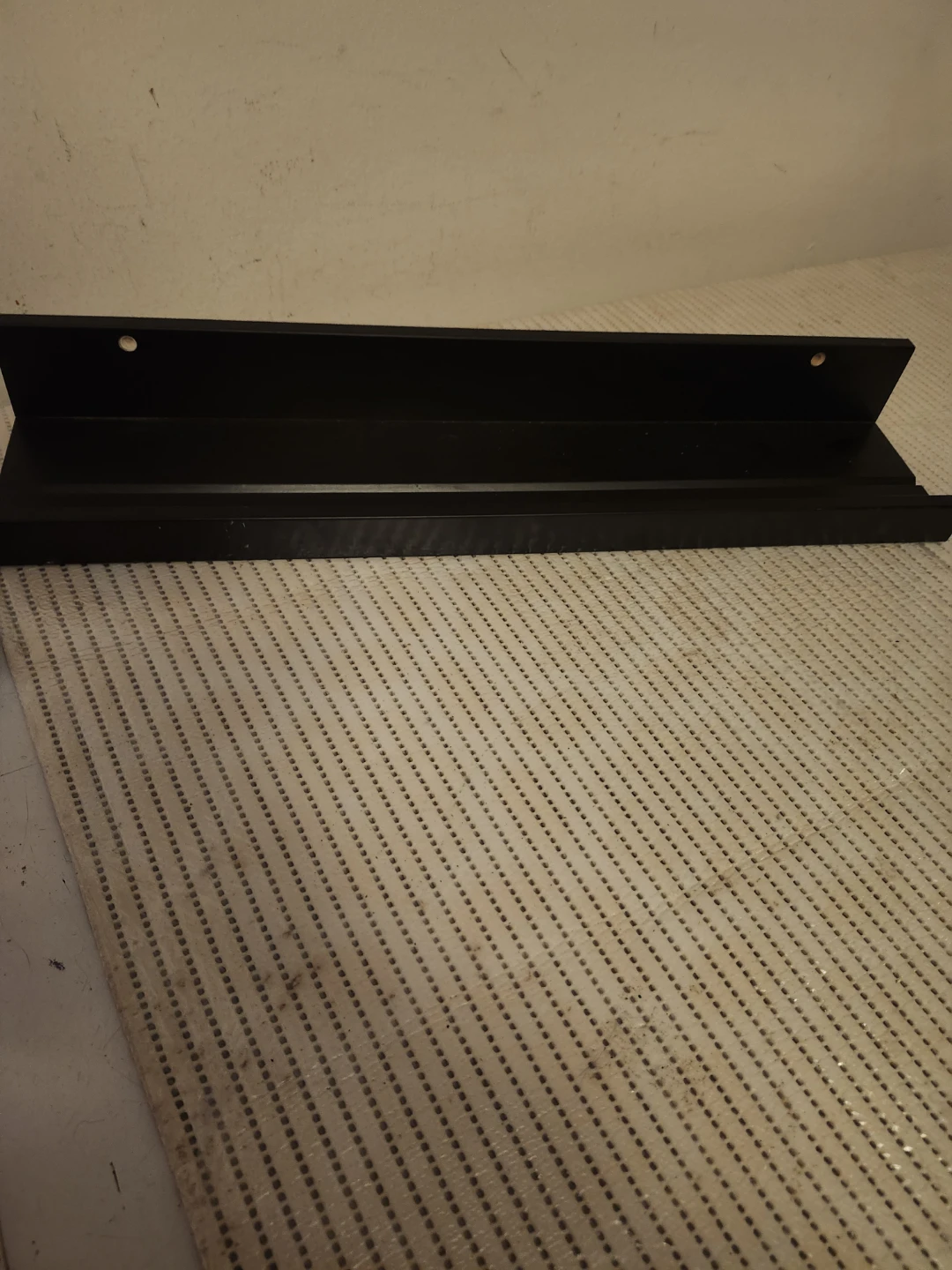 Black Wall-Mounted Picture Ledge Shelf