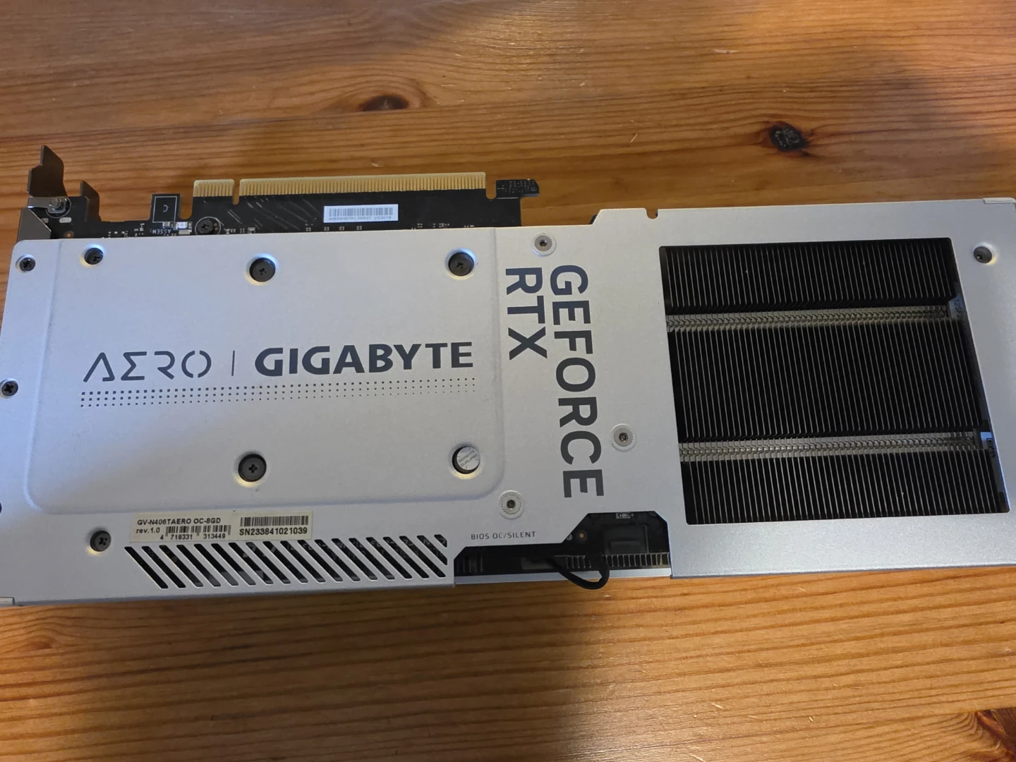 Gigabyte GeForce RTX 4060 Ti Aero OC 8GB - photo 2