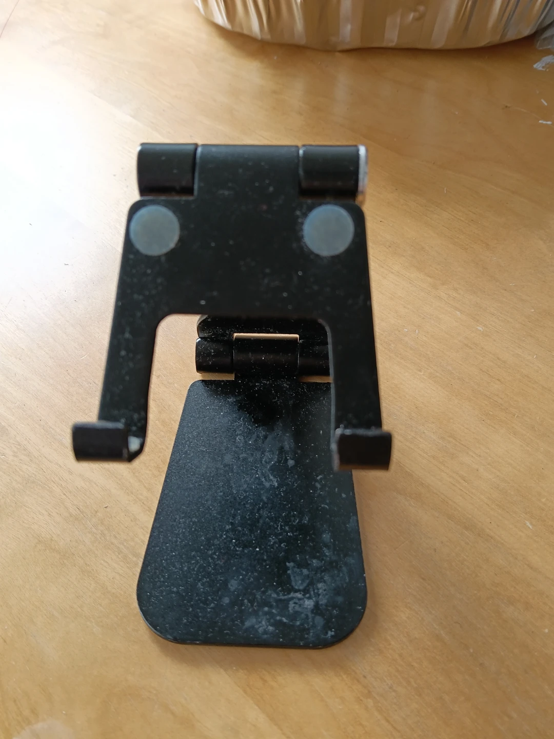 Adjustable black phone stand