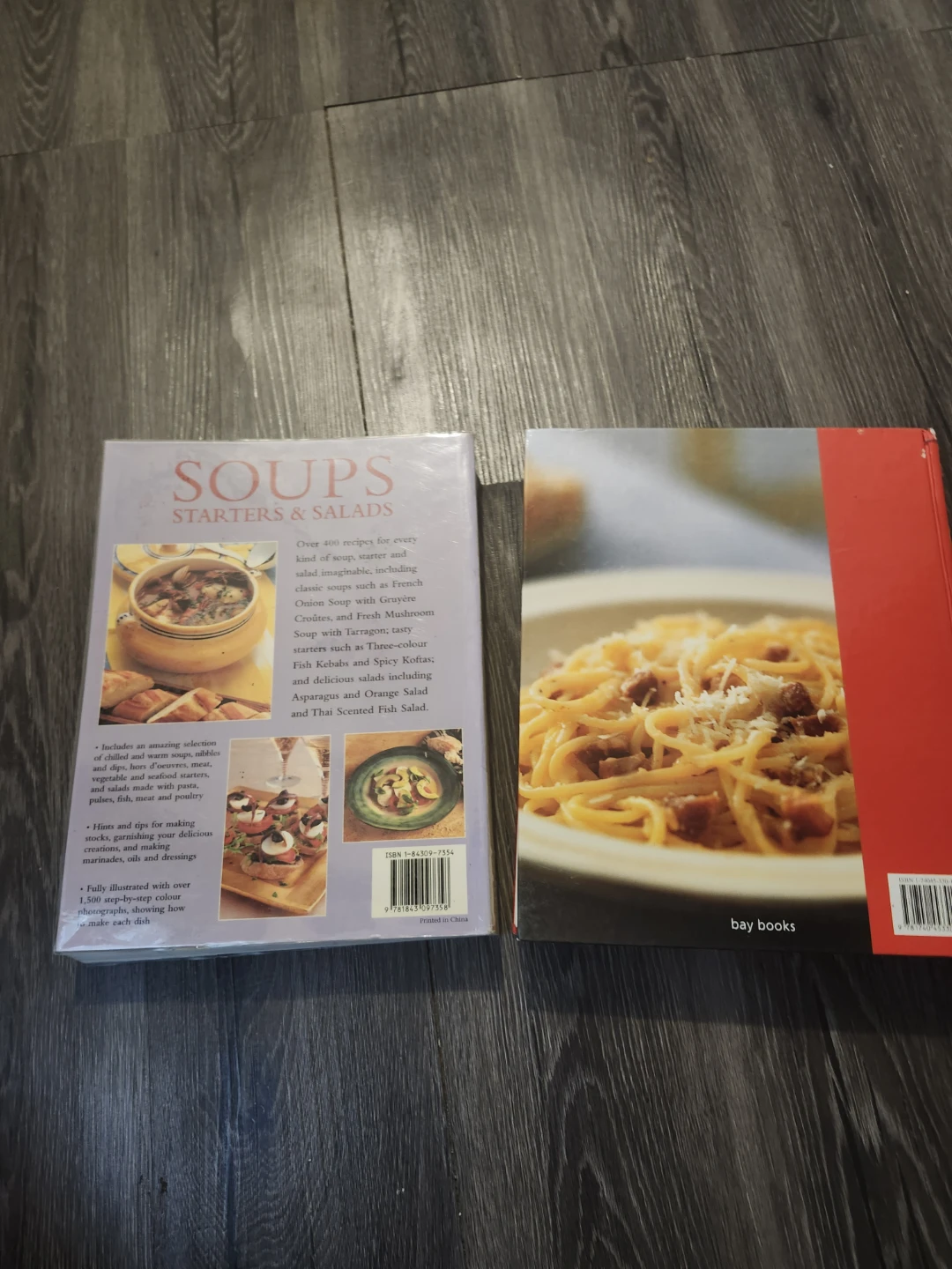 Set of 2 Cookbooks: Soups, Starters & Salads and 1001 Recipes - photo 2