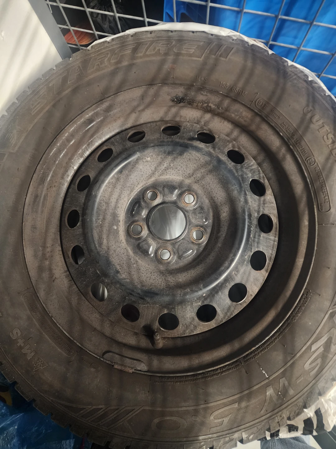 4 set of Starfire RS-W 5.0 winter Tire 195/65R15 - photo 4