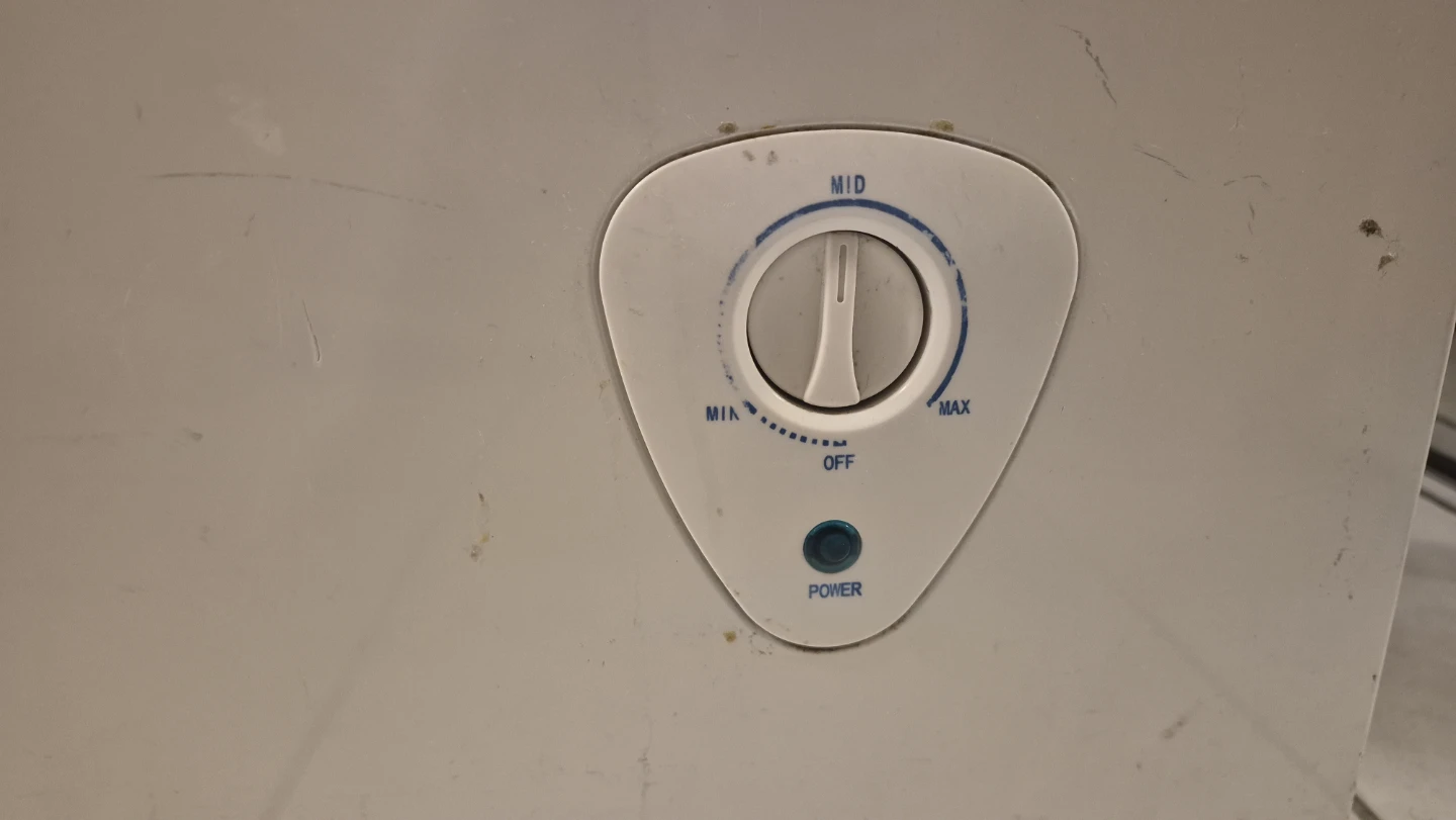 Frigidaire 5 Cu. Ft. Chest Freezer – $75 - photo 5