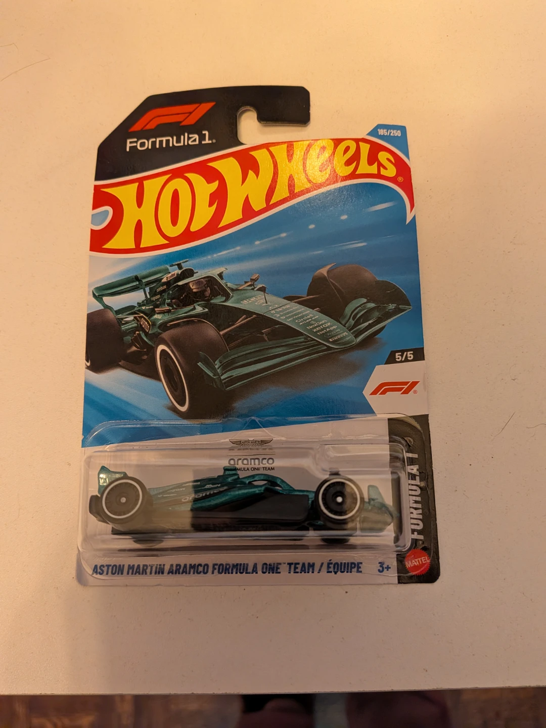 Hot Wheels Aston Martin Aramco Formula 1 Team - photo 3