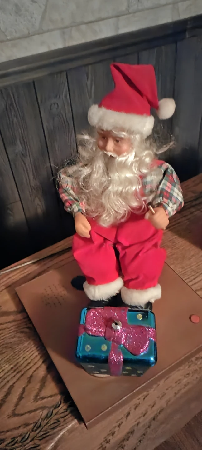 Vintage Animated Santa Claus Decoration