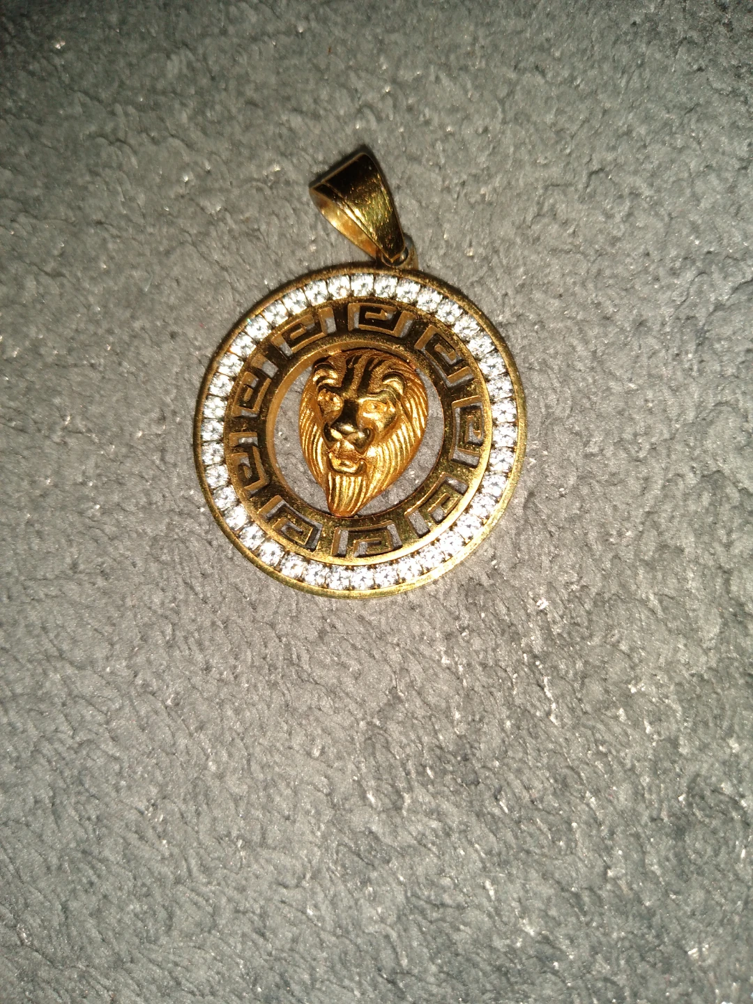 Gold-plated Versace pendant - photo 2