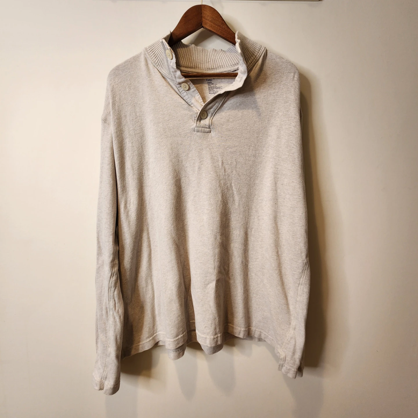 Gap long sleeve henley sweater