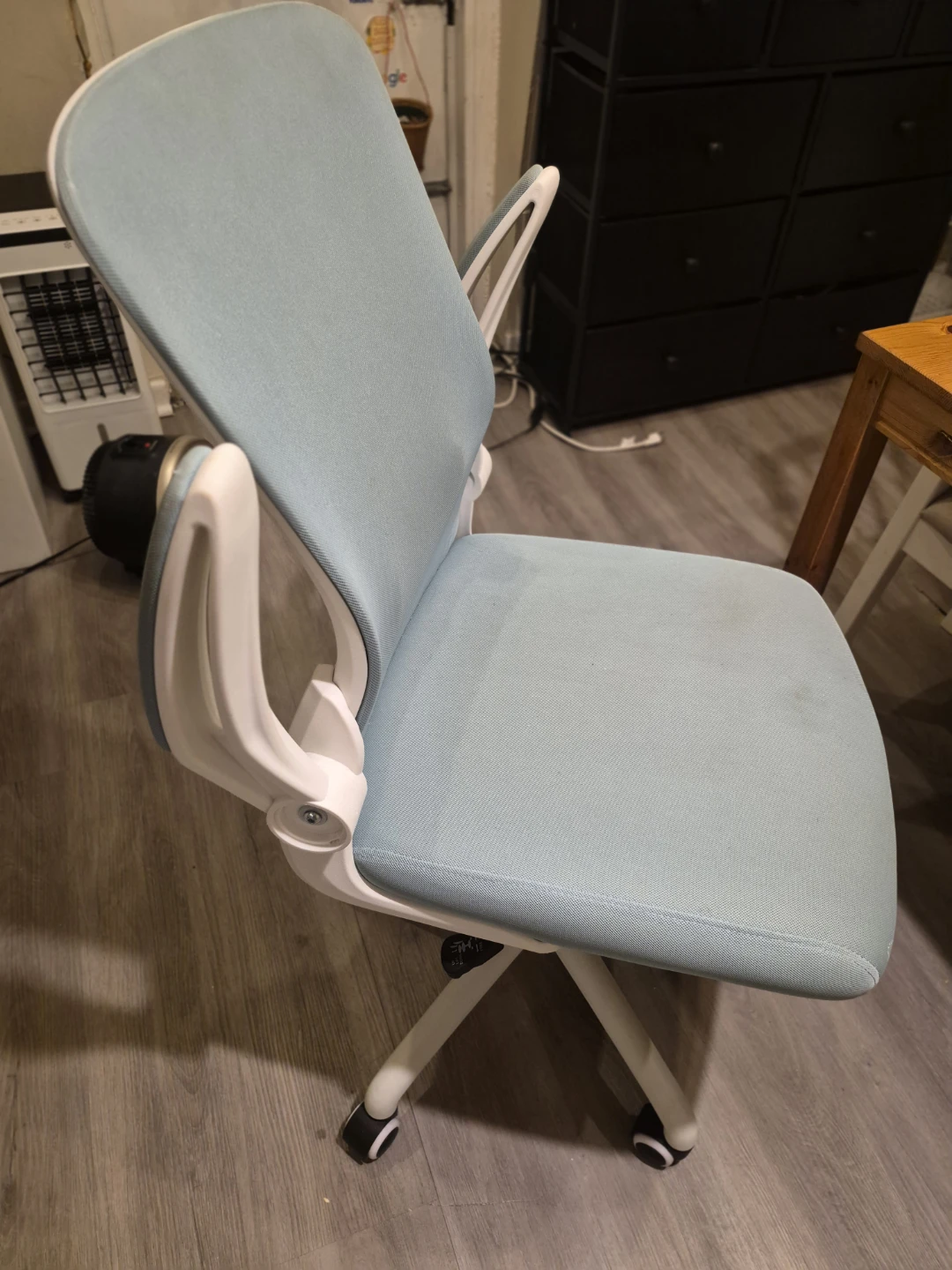 Light Blue Ergonomic Office Chair - photo 2