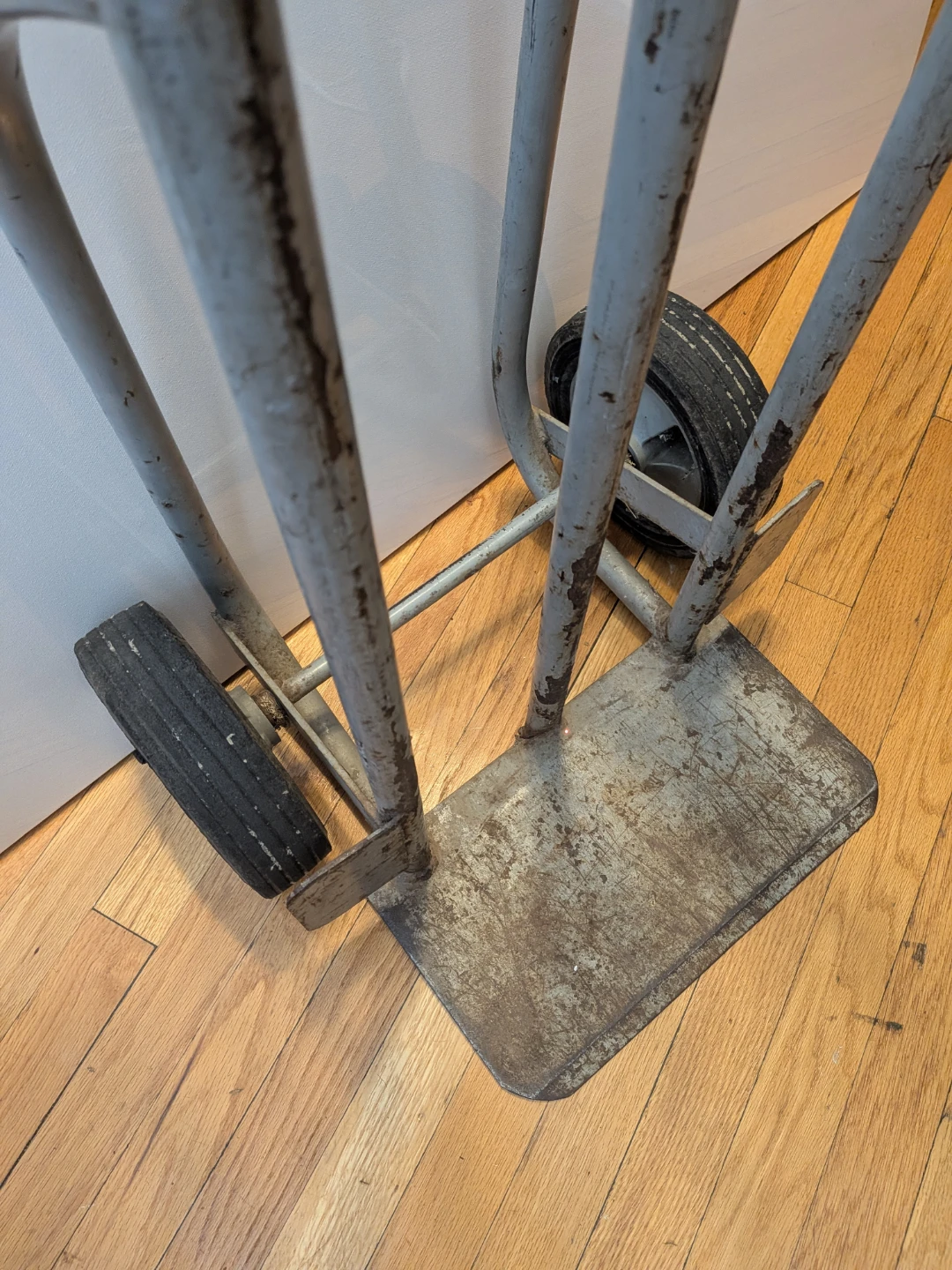 Milwaukee 800lb Steel Hand Truck / Dolly
