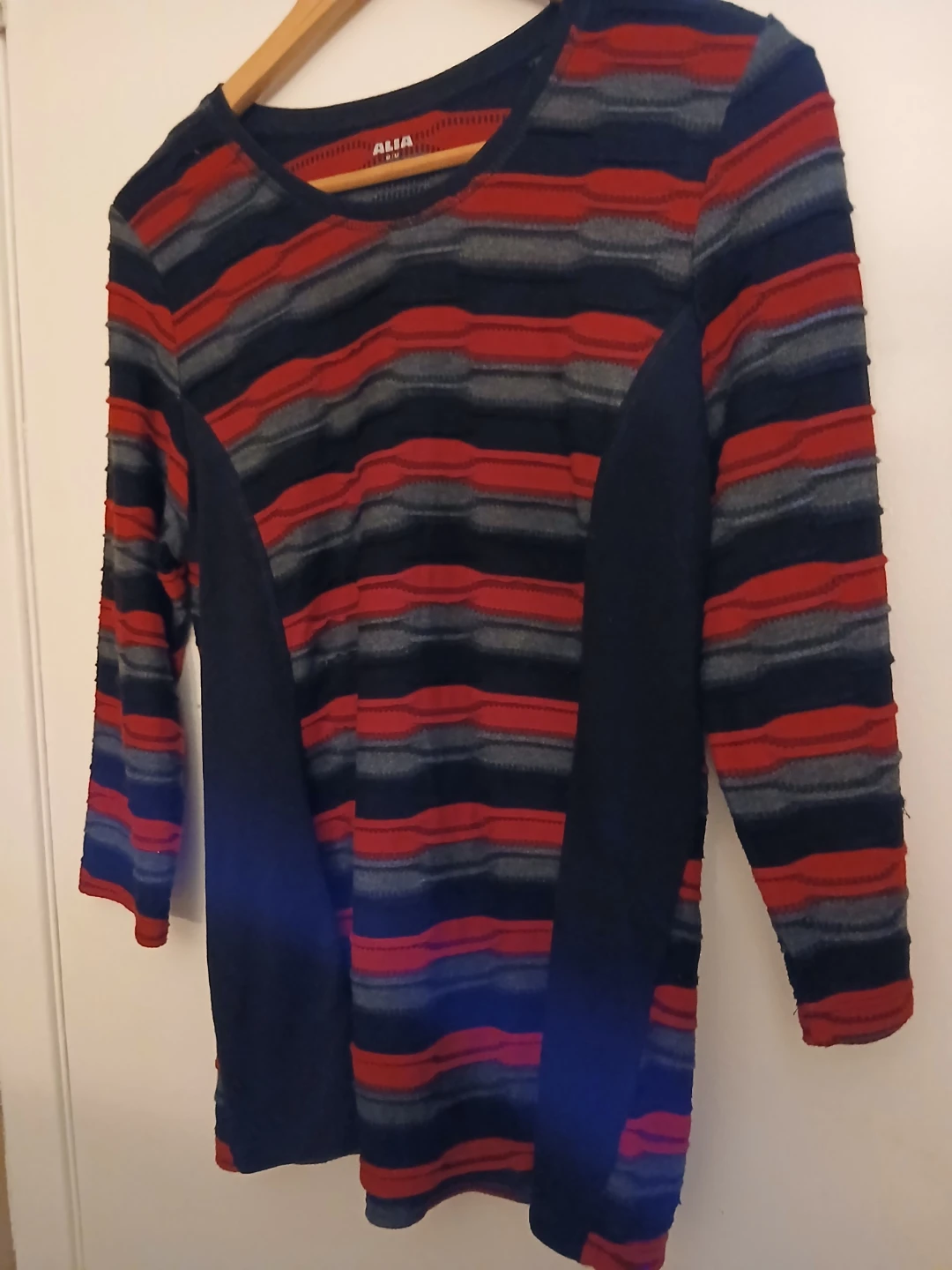Assorted Women's Long Sleeve Tops - photo 3