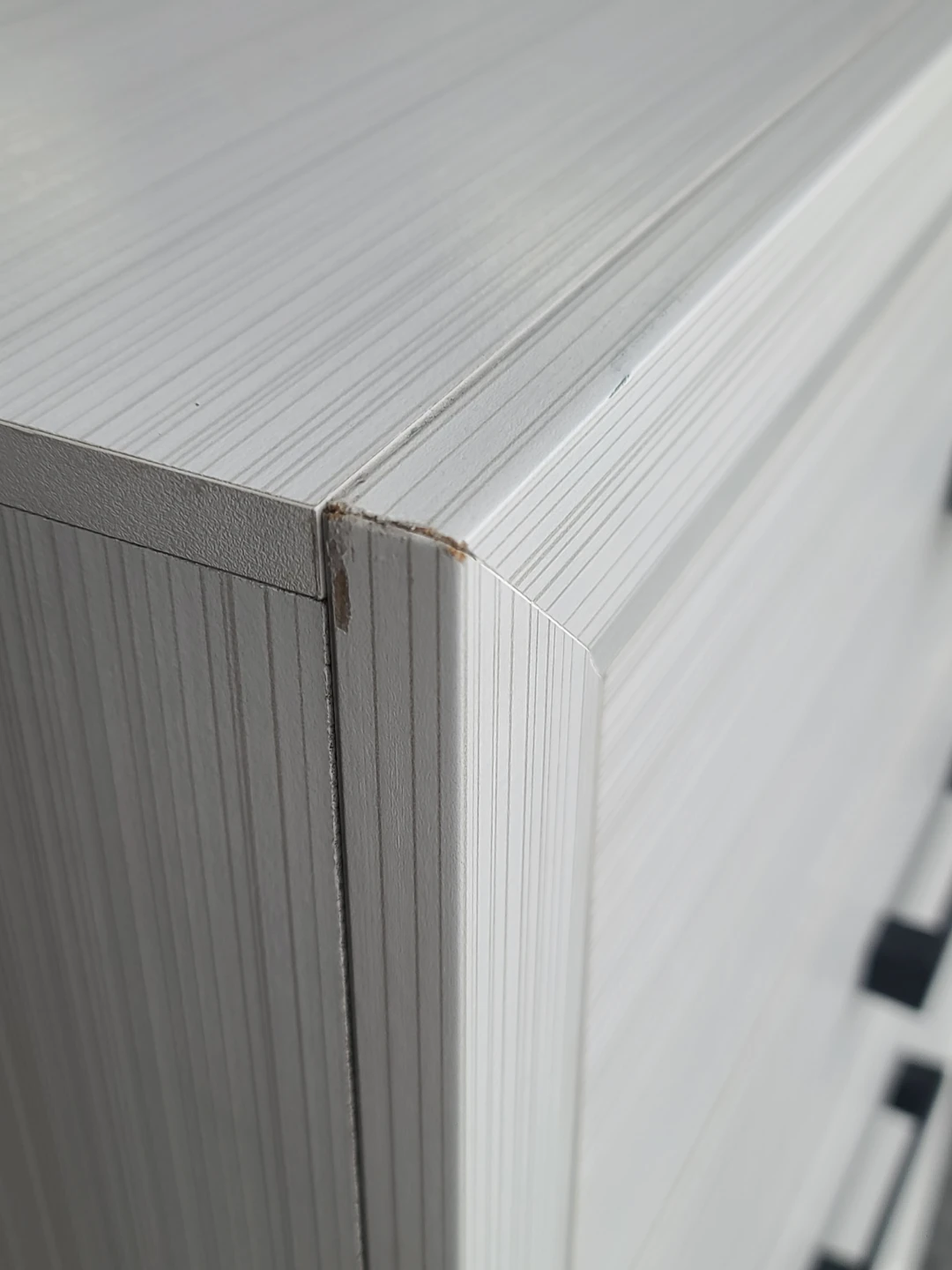 White 5-Drawer Chest with Black Hardware - photo 5