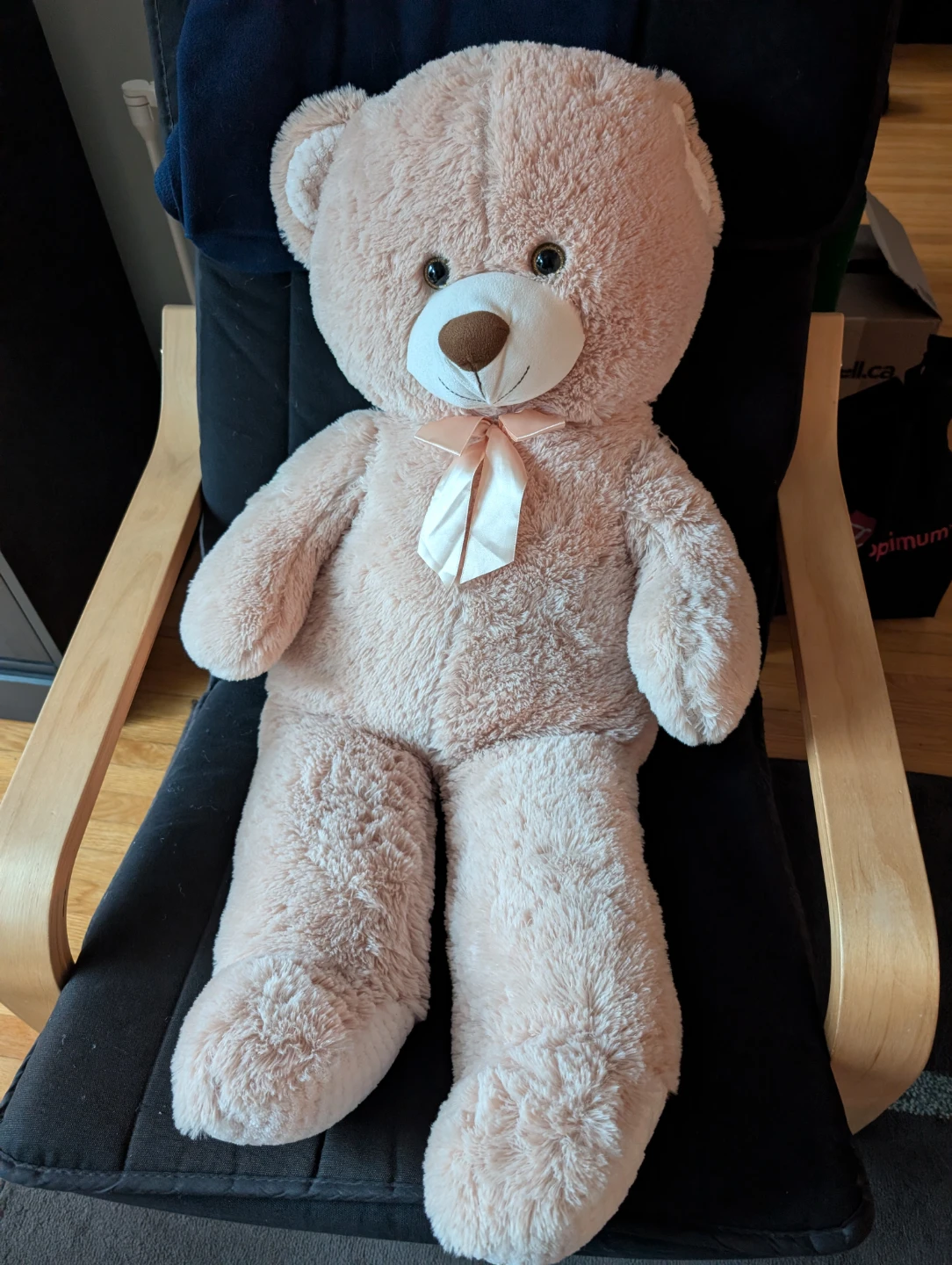 Like new 3.5 feet tall teddy bear