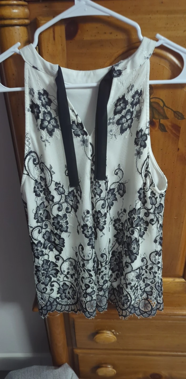 Black and White Lace Sleeveless Top