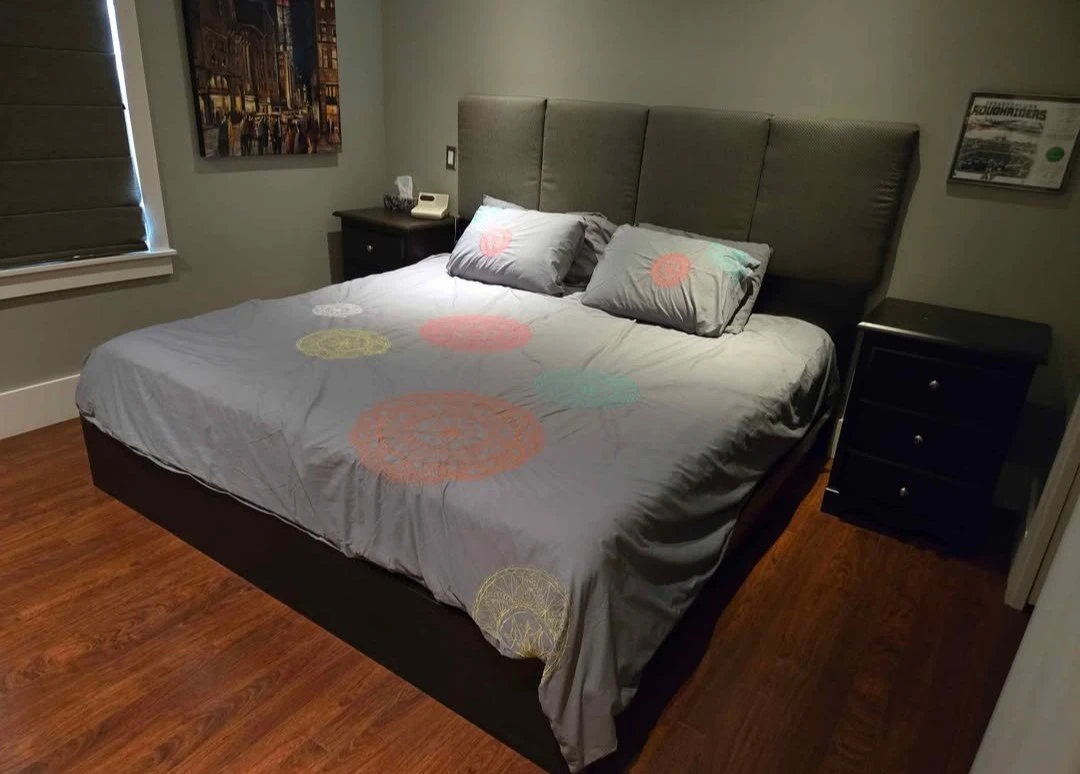 King Size Bed and mattress along with side drawer set