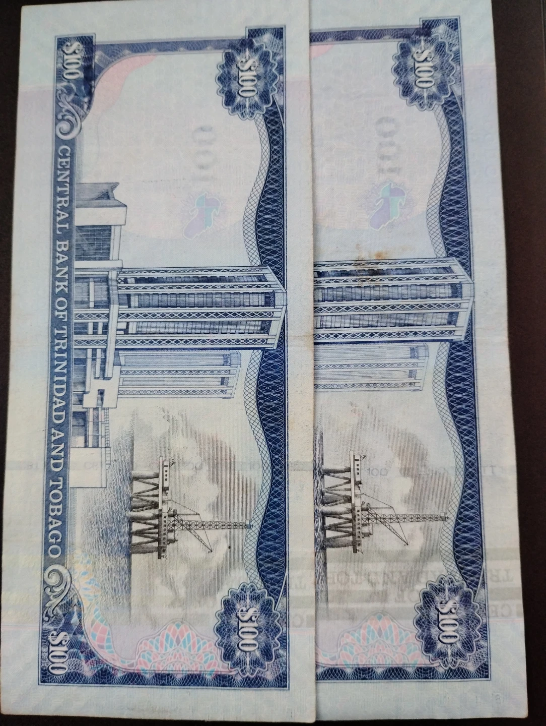Two Trinidad and Tobago 100 Dollar Banknotes - photo 2