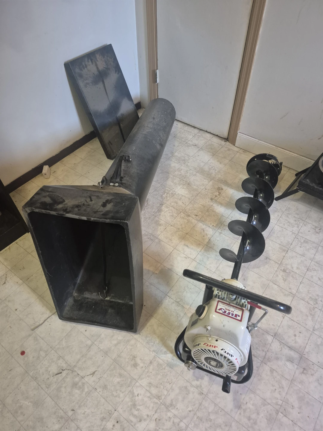 Jiffy Model 30 Ice Drill - photo 5