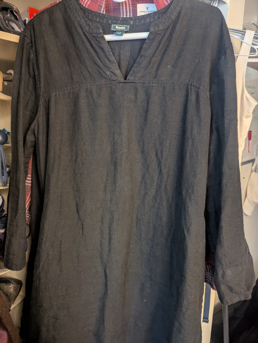 Roots Canada Black Long-Sleeve Shirt