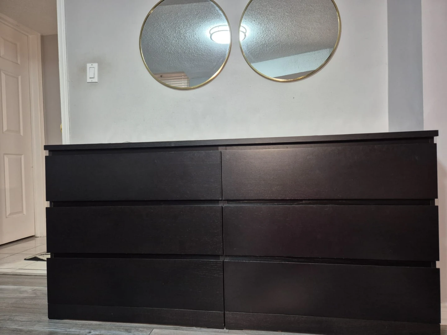 6 drawer IKEA Malm dresser in black with 2 gold frame mirrors - photo 3