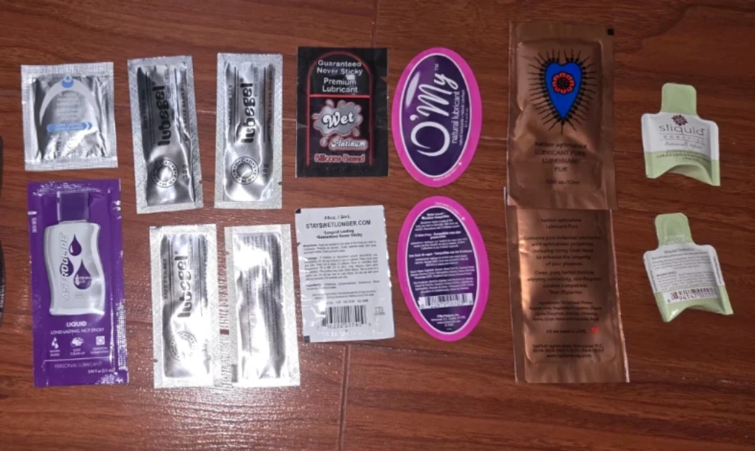 Assorted Personal Lubricants Single Use packets - photo 3