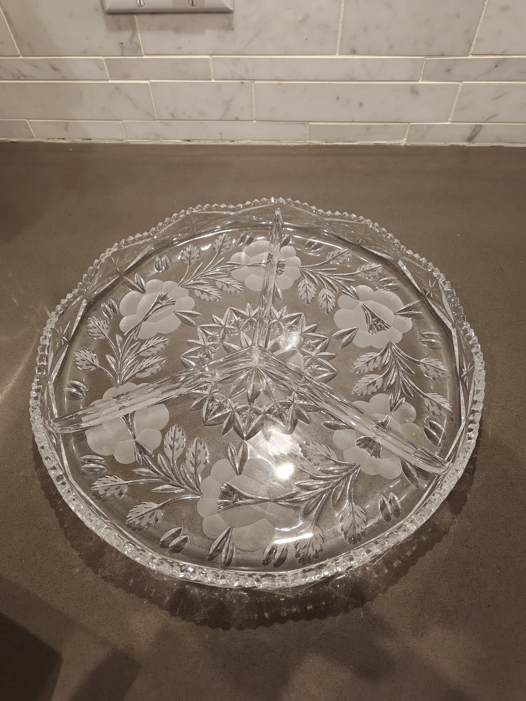 Savoir Vivre Crystal 3-Section Serving Platter