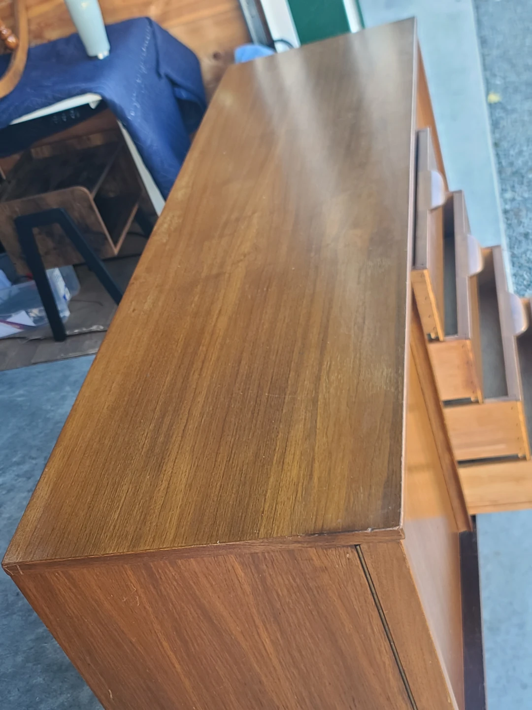 Mid-Century Modern Walnut Credenza / Sideboard - photo 5