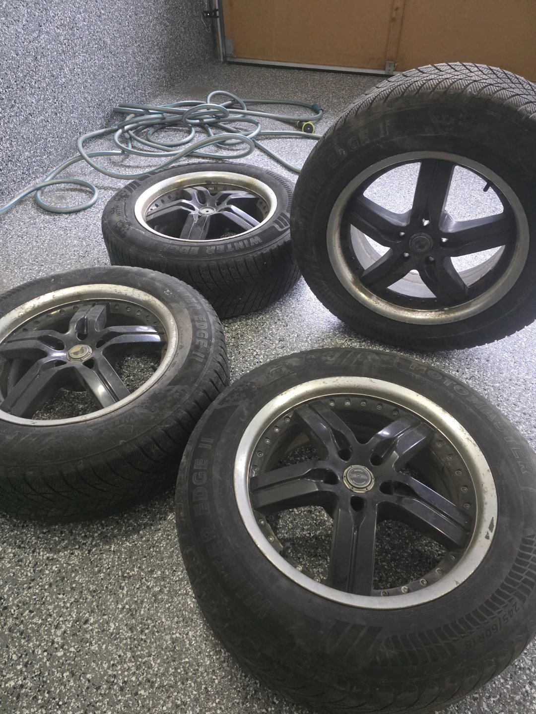 Motomaster Winter Edge II Tires 245/60R18