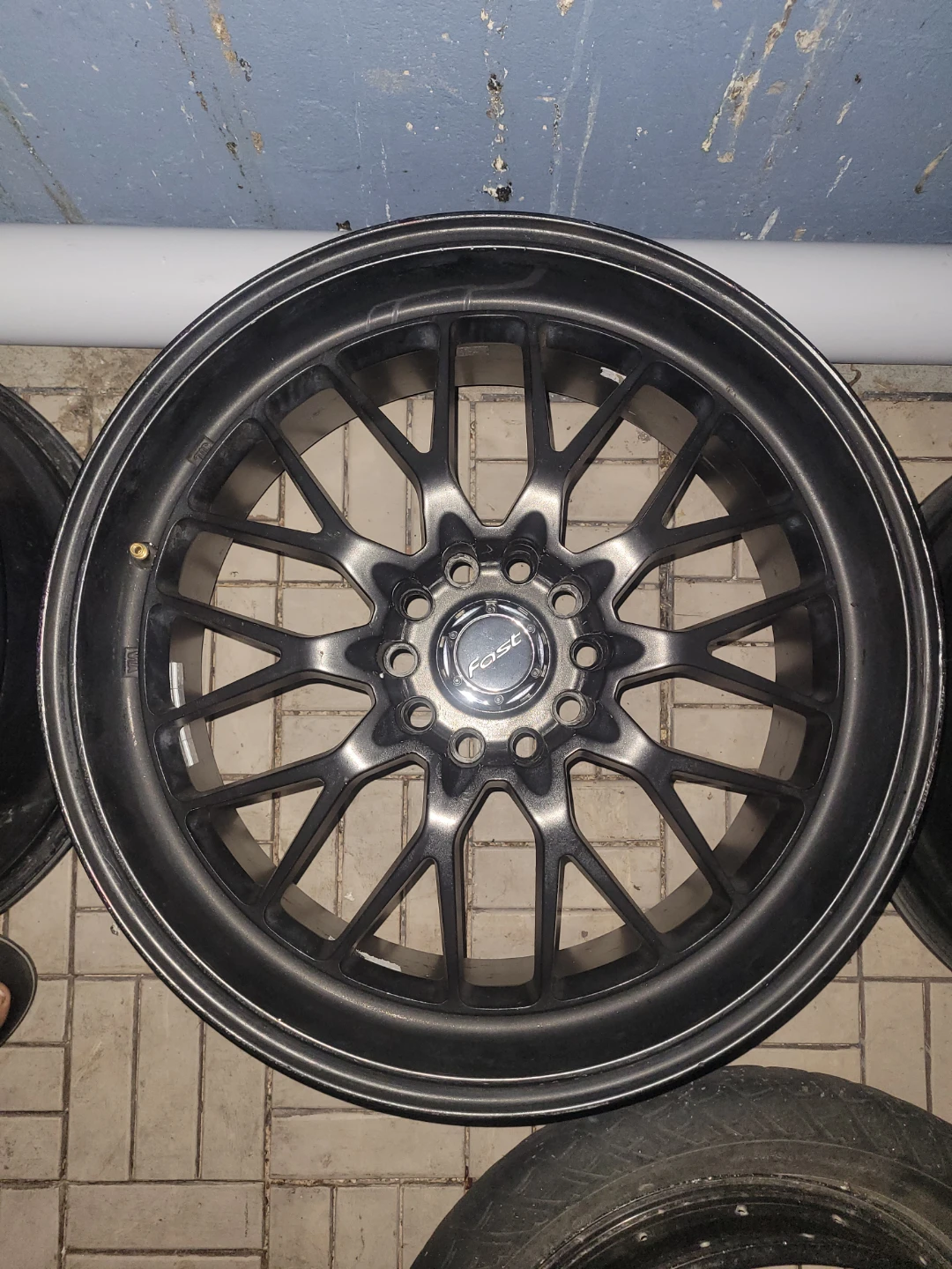 18x8 fast rims et 35 5x114.3 & 5x100 no bend no scratch - photo 3