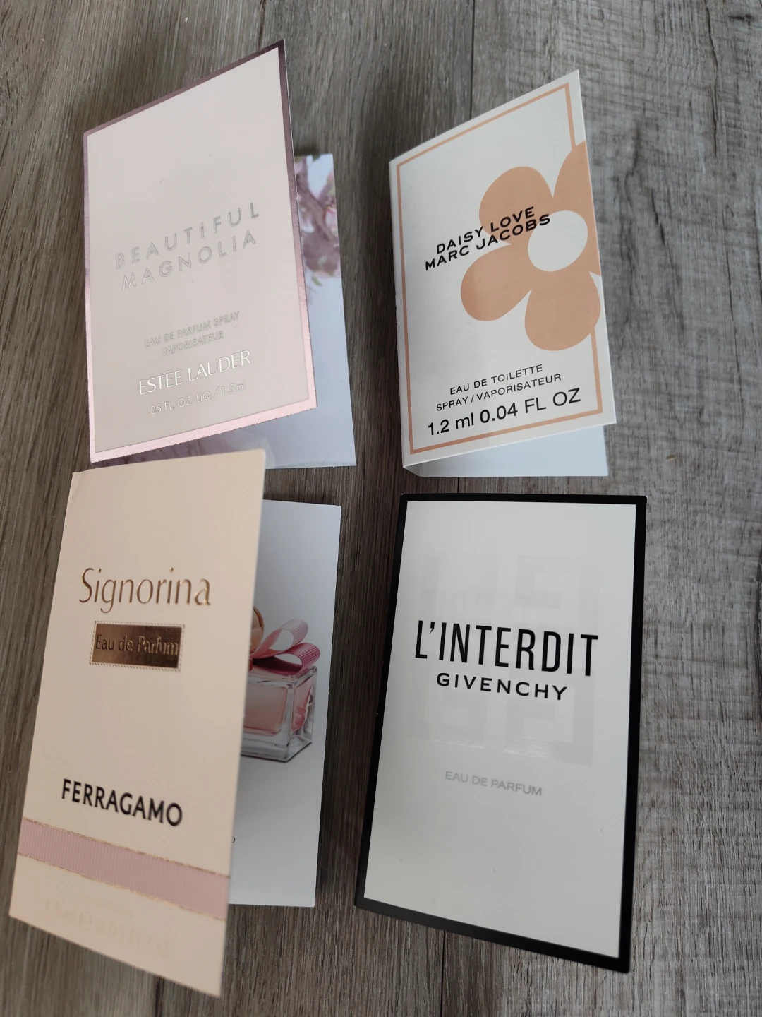 BN perfume sample lot for woman 12pcs for $15 - photo 2