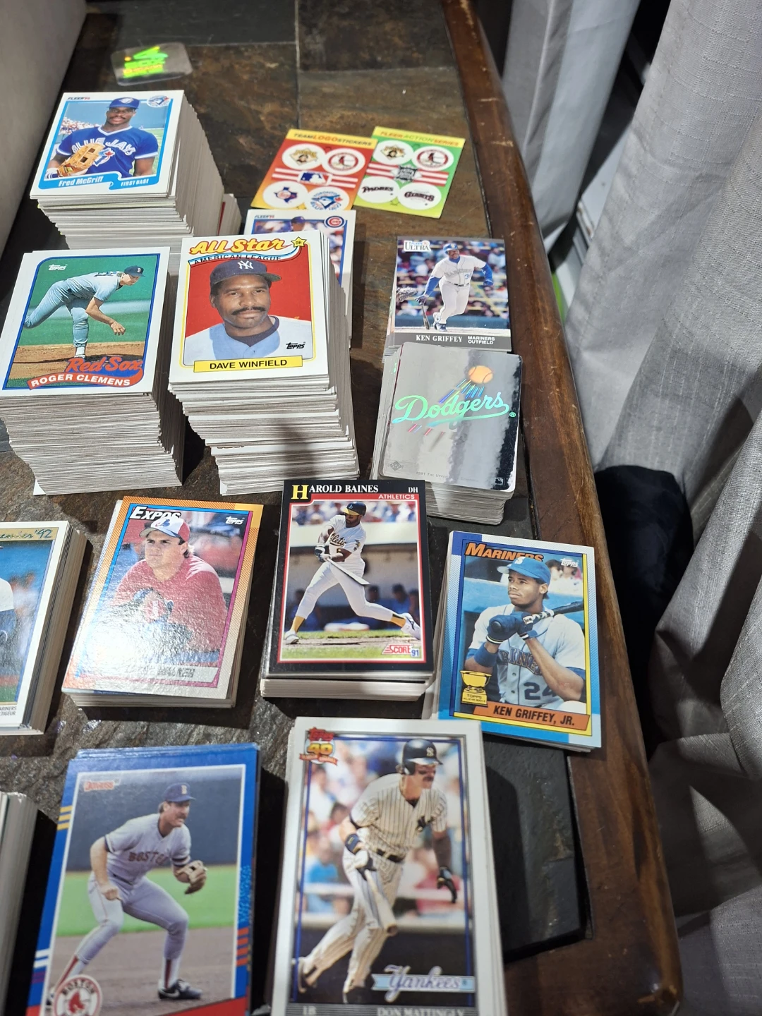 Mostly Unsearched Massive Baseball Card Collection - photo 3