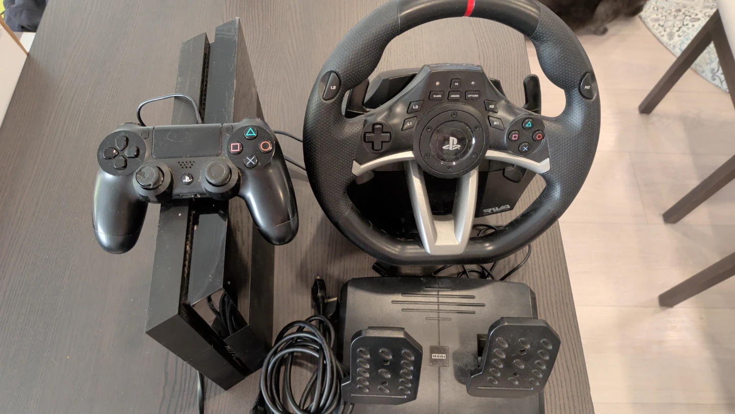 HORI RWA Racing Wheel and PS4 Console Bundle