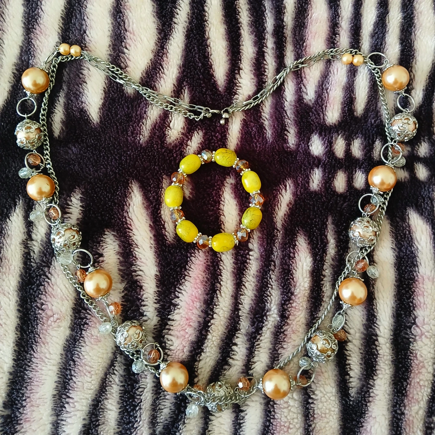 Beaded Necklace and Bracelet Set