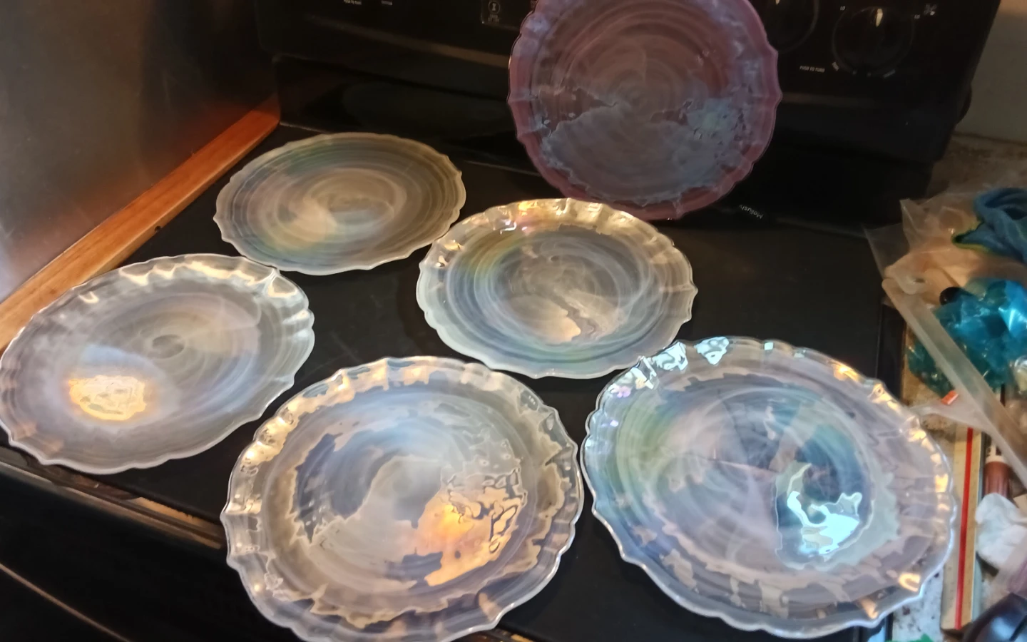 Rare Anthropologie Quant 11" Glass Dinner Plates - photo 3