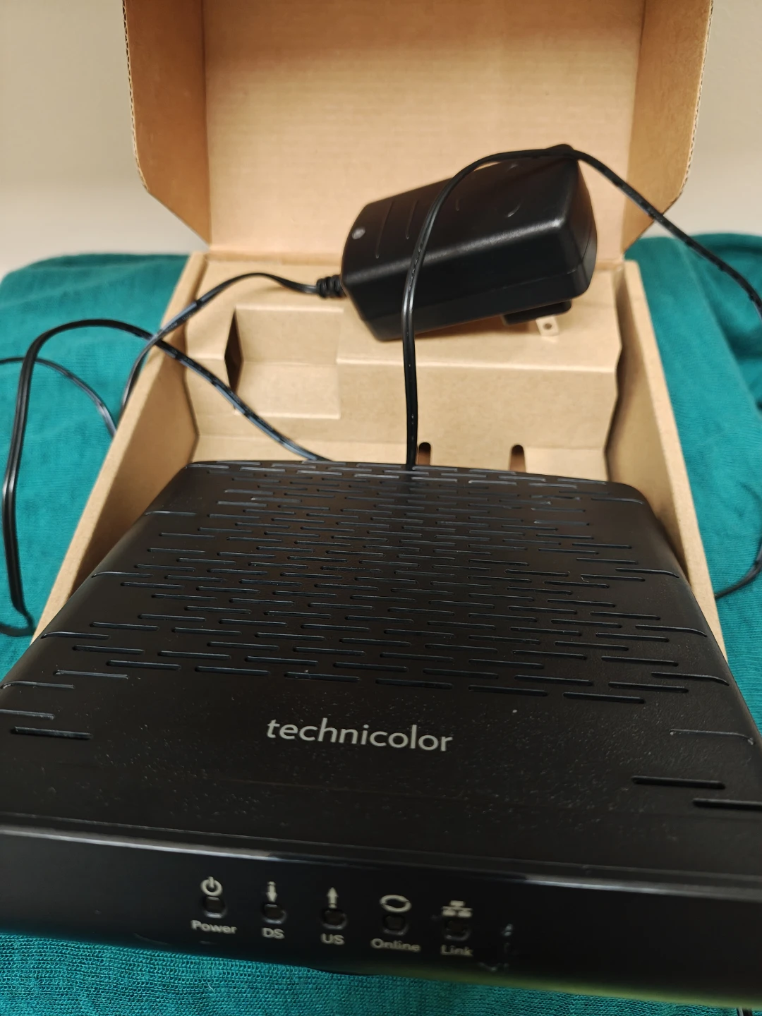 ⚡Flash Sale! 50% OFF -  Cable Modem : Technicolor TC4350🔸LikeNew - photo 2