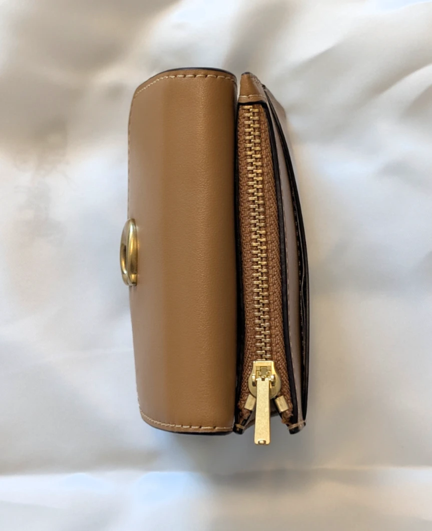 Coach Wallet (Like New) - photo 3
