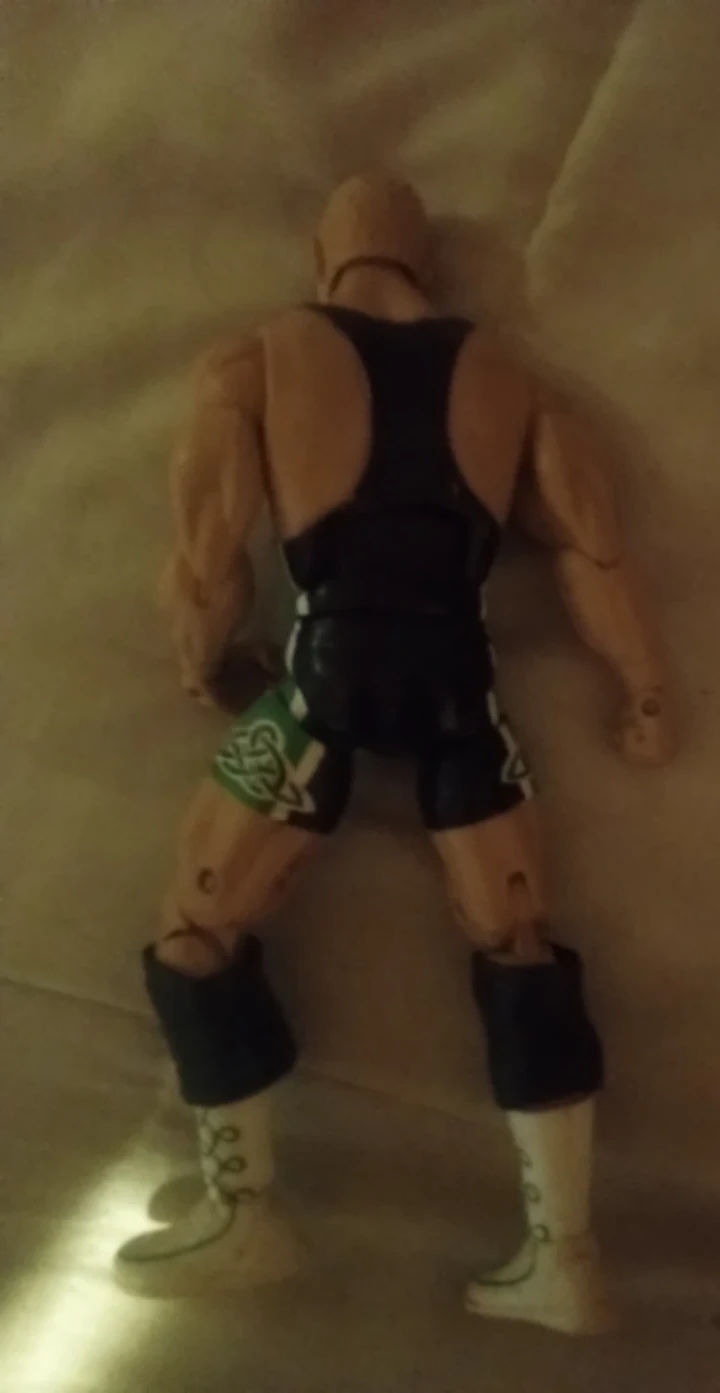 Fit Finlay '05 Deluxe Aggression Jakks Pacific WWE Action Figure - photo 2