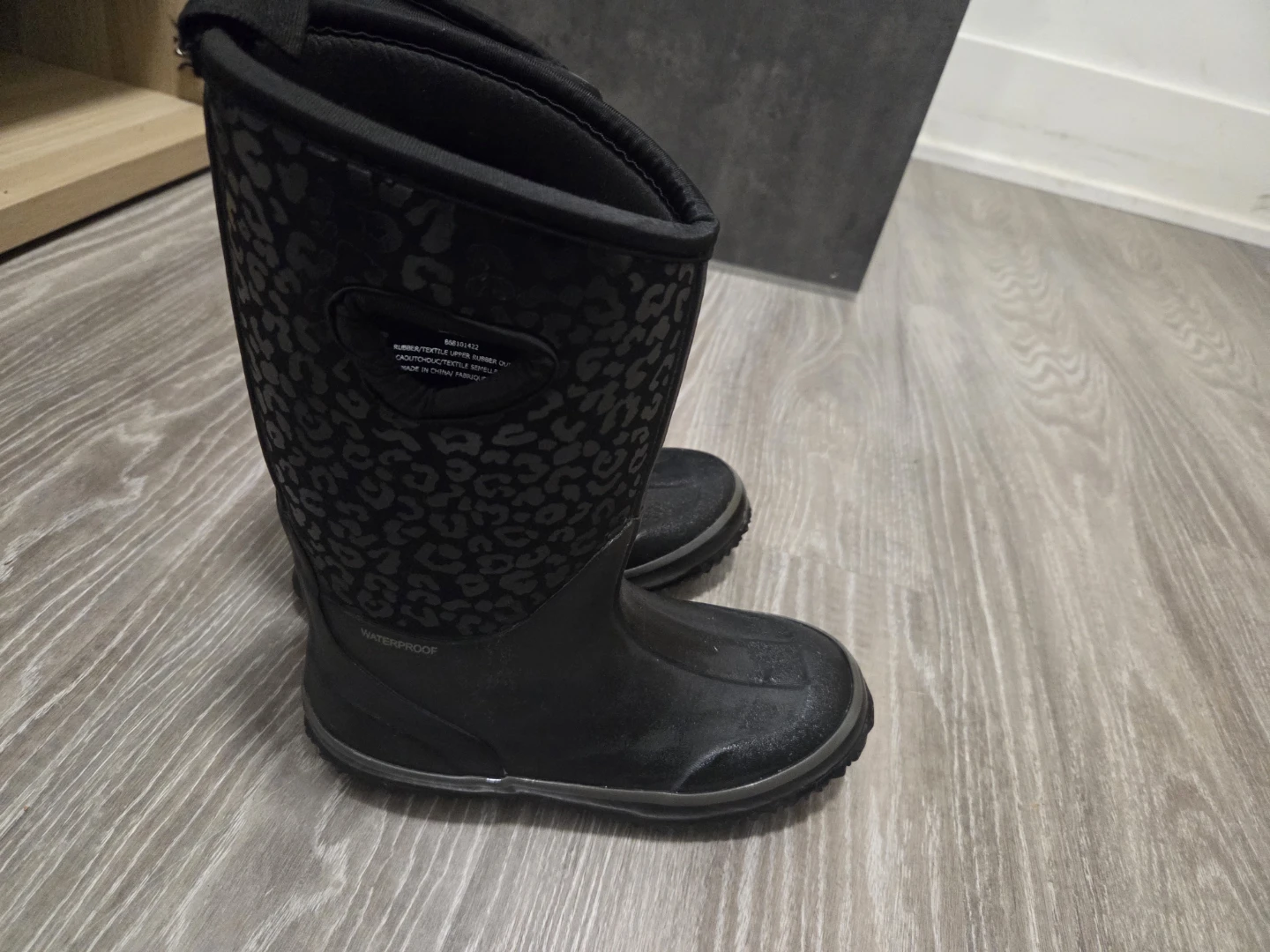 Waterproof Winter Boots (kids Size 2)