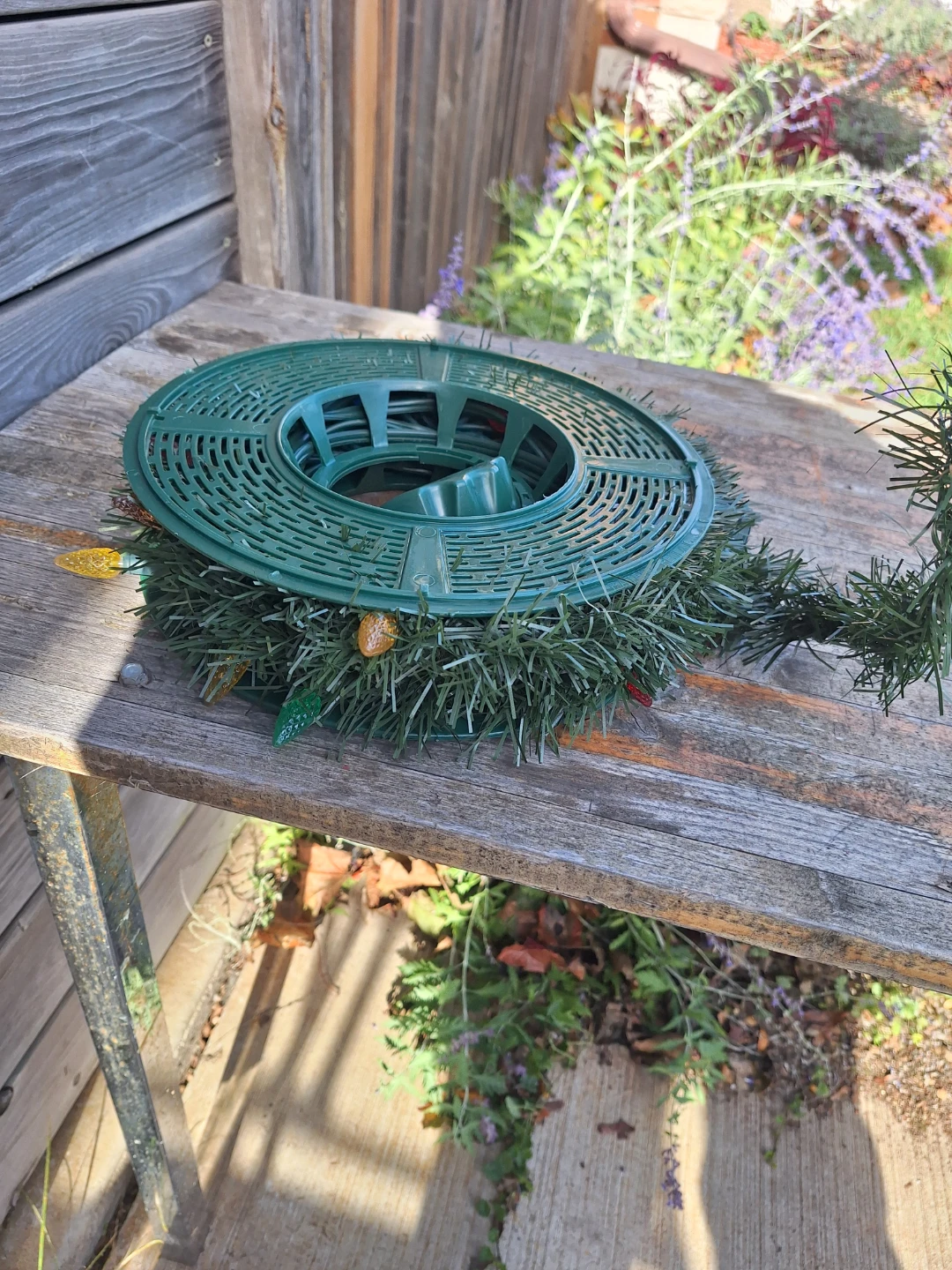 Christmas Light Storage Wreaths with Bags
