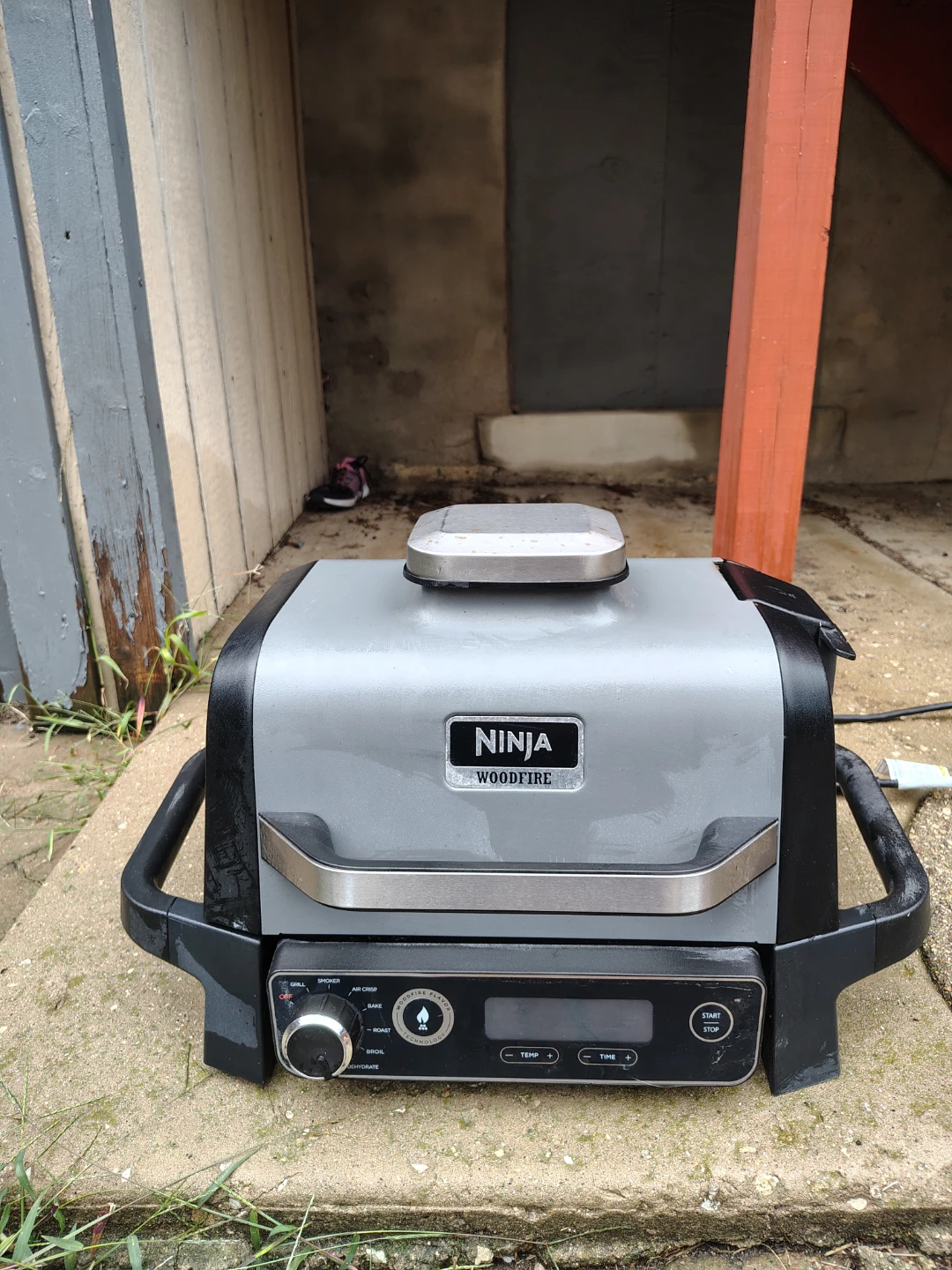 Ninja Woodfire Outdoor Grill - photo 3