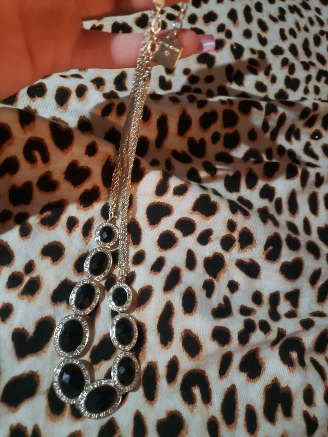 Guess Silver-Tone Statement Necklace with Black Stones
