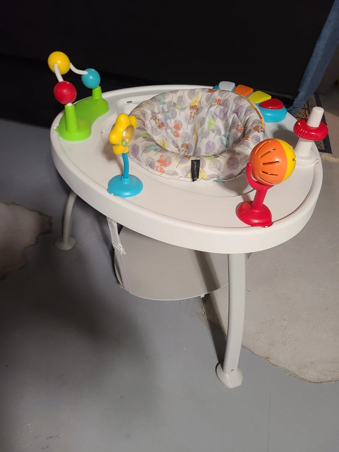 Baby Trend Baby Activity Centre - photo 2