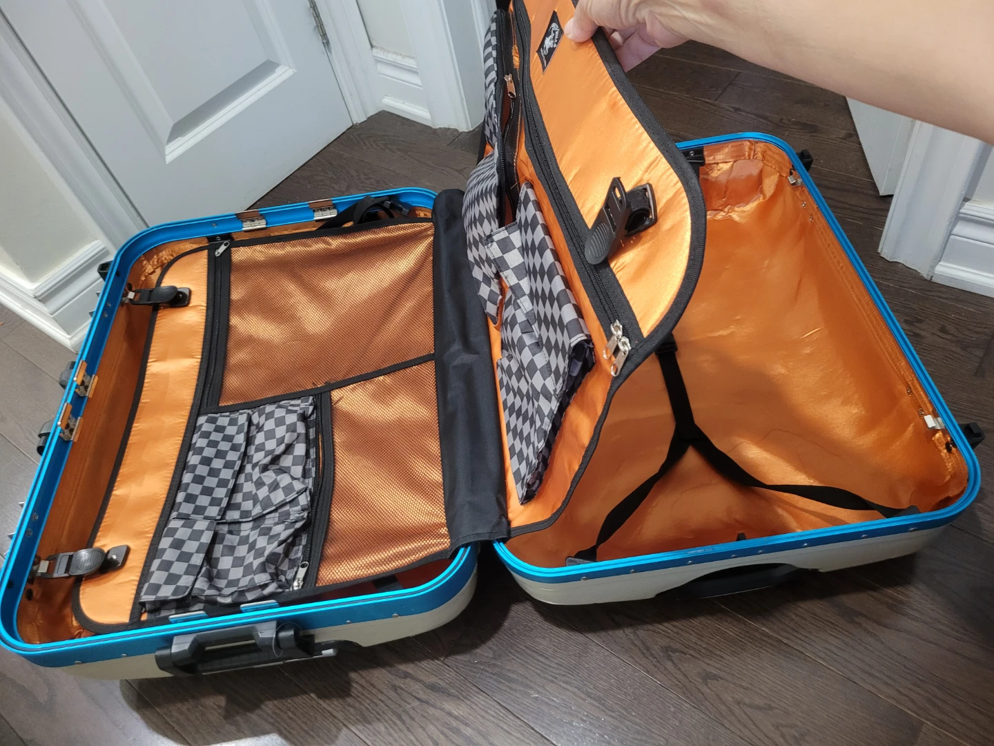 New Beverly Hills Polo Club Hardside Spinner Luggage - photo 5