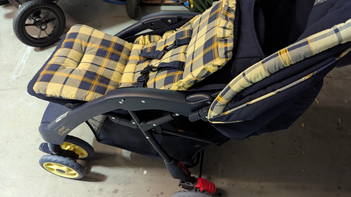 Costco baby stroller-Single - photo 4