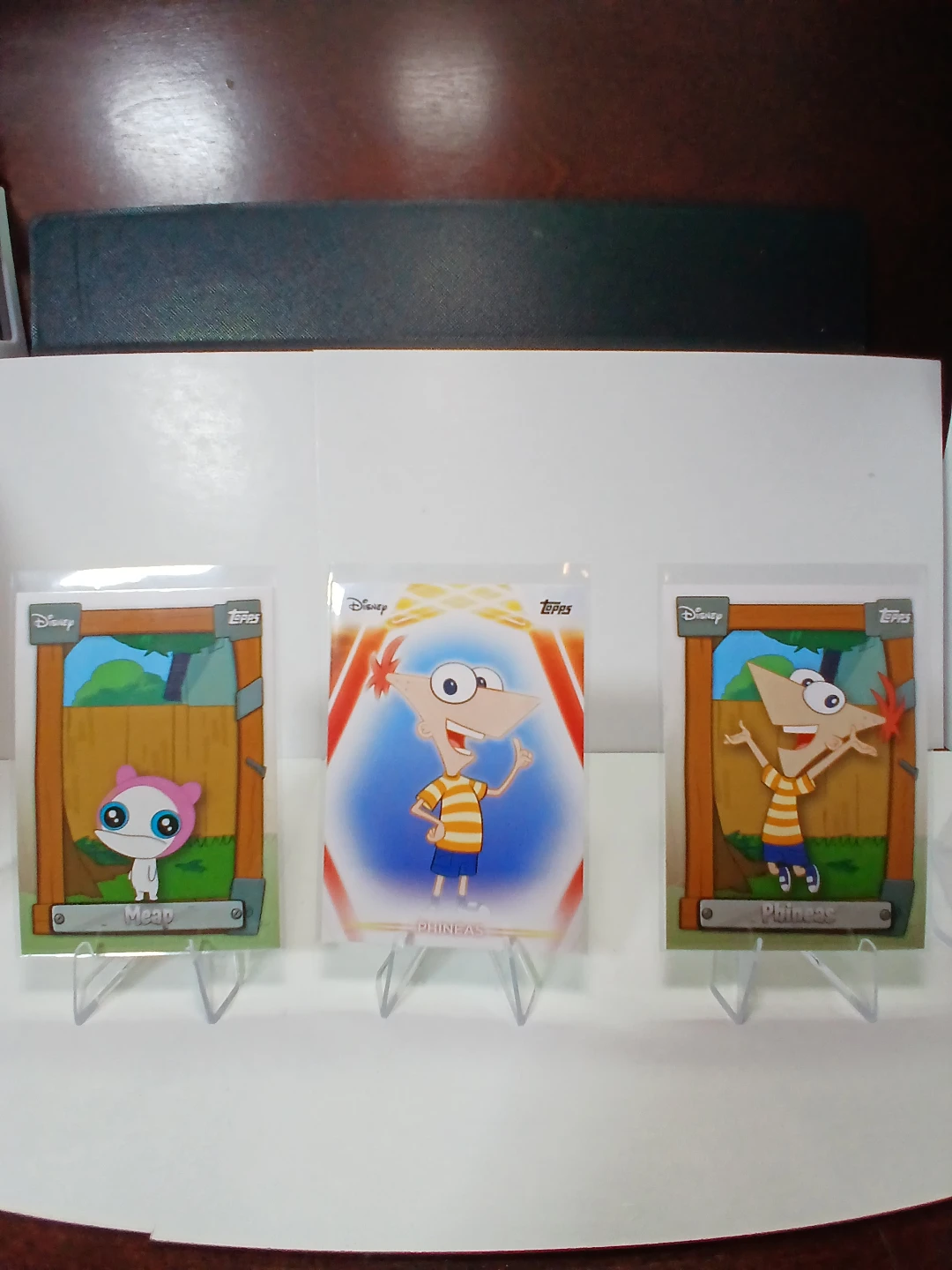 Set of 3 Disney Phineas and Ferb Topps Trading Cards