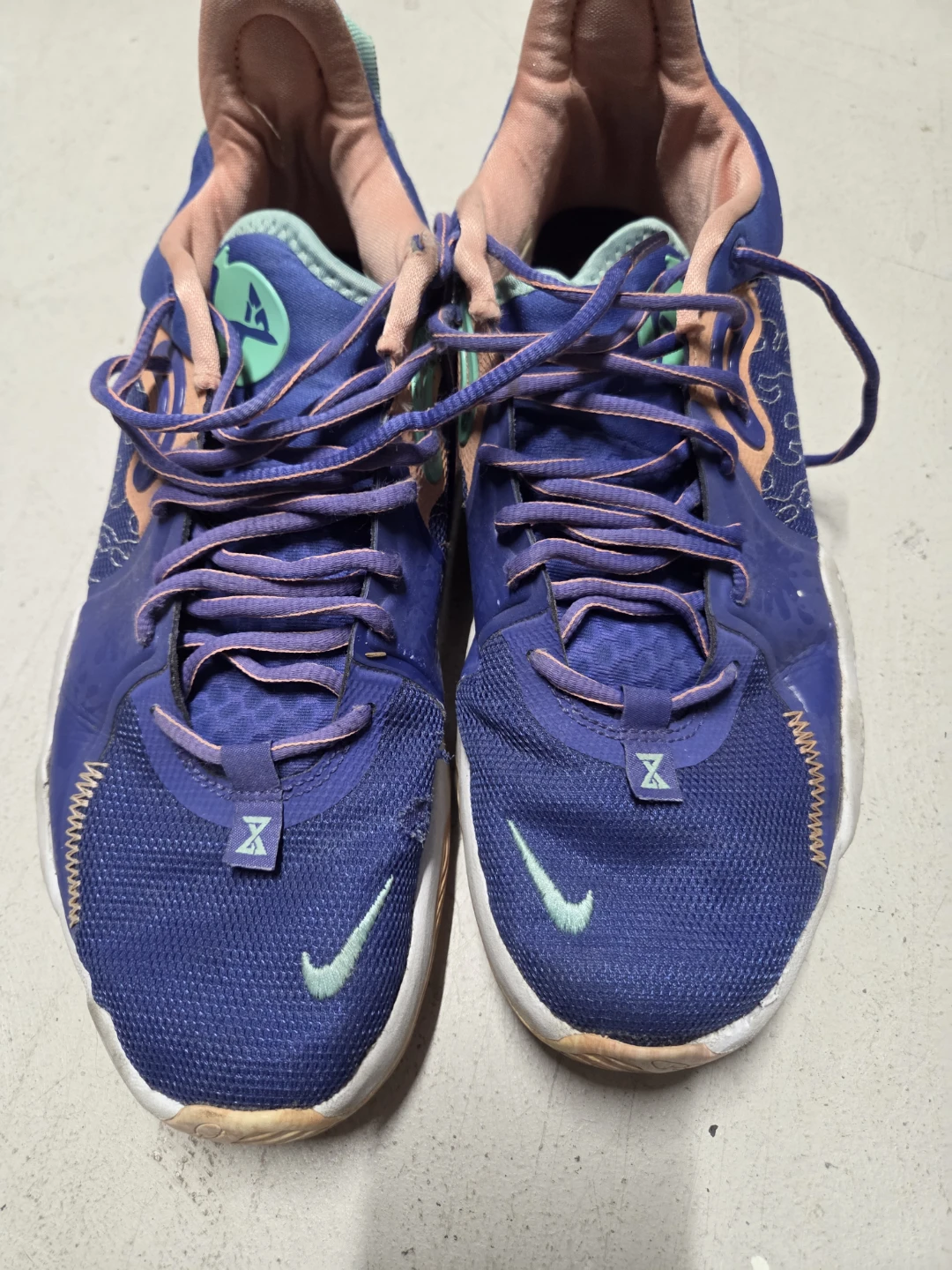 Nike Paul George PG Basketball Shoes - photo 2