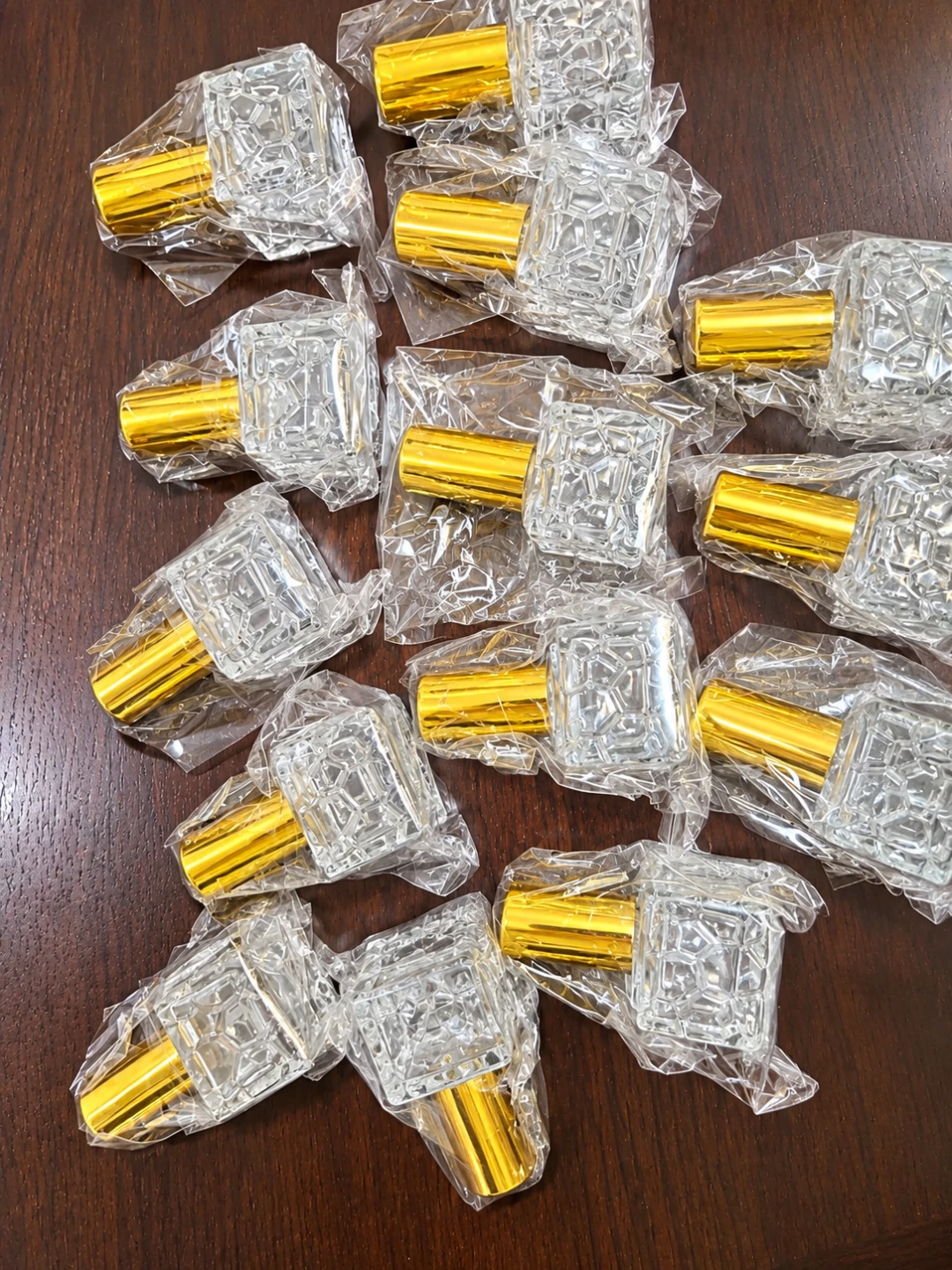Mini Refillable Perfume Bottles ✨ 10ml - photo 3