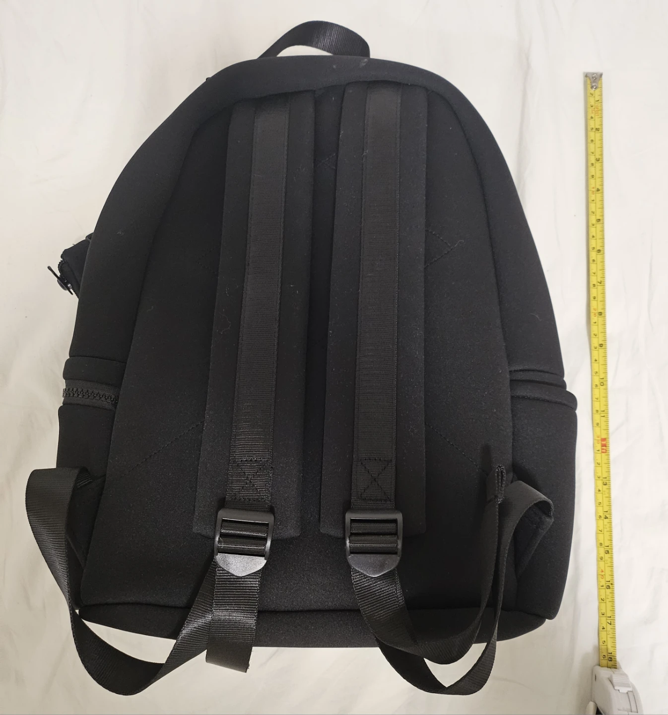 Alo Yoga Stow Backpack in Black Neoprene with Detachable Pouch - photo 2